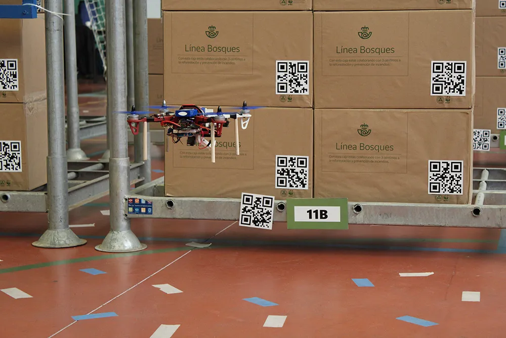 Autonomous indoor flight with visual markers